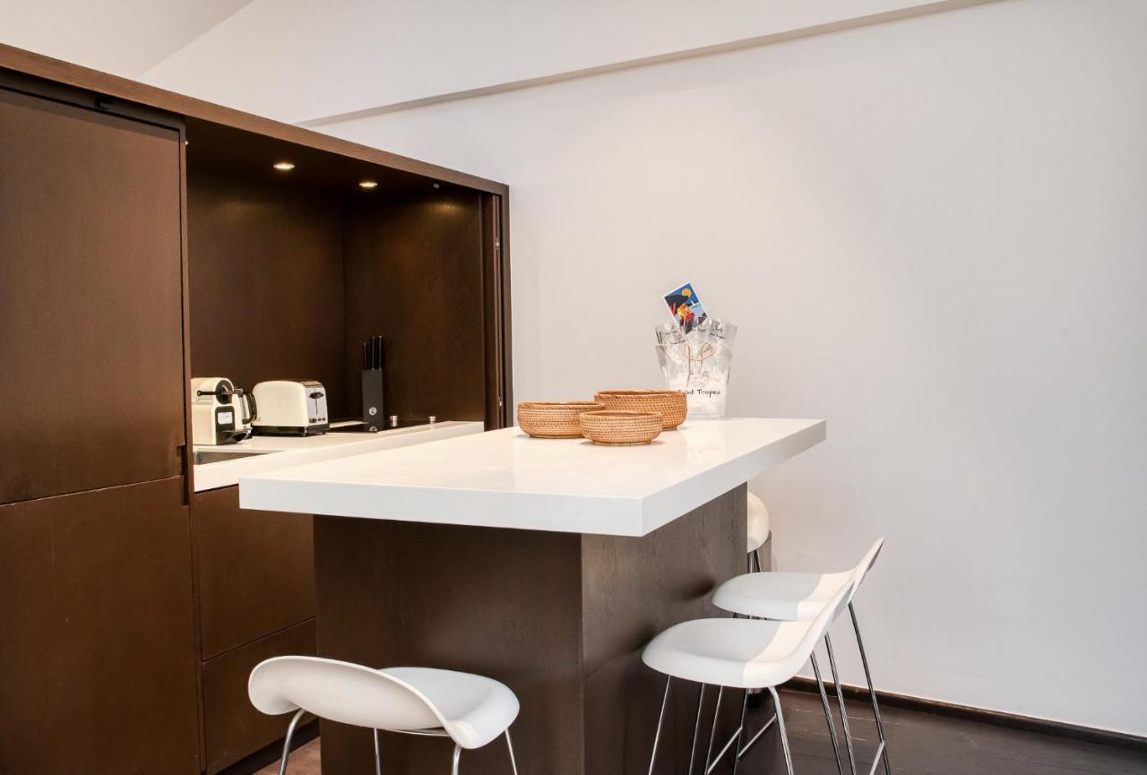 Appartement Place Des Lices Avec Parking Saint-Tropez Exterior photo
